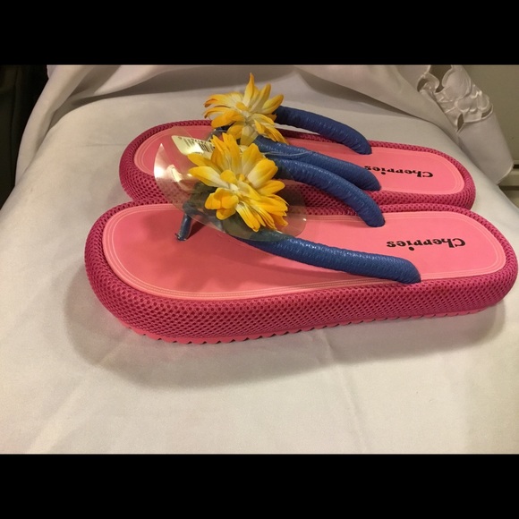 Brand New Thong Sandals By Cherries Size Large - Picture 1 of 6